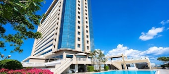 Twin Lotus Hotel
