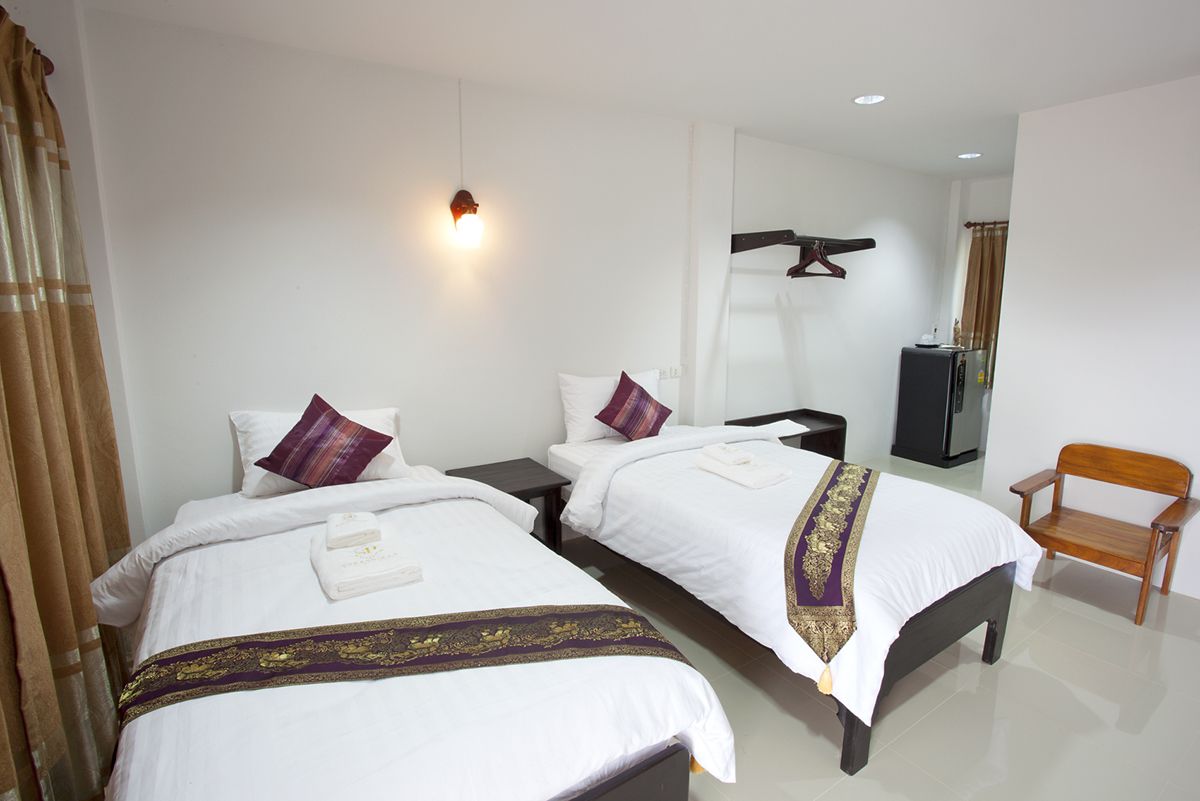 superior twin room | desk, blackout curtains, rollaway beds, free wifi