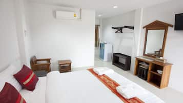 Doppia Superior | Una scrivania, tende oscuranti, letti aggiuntivi (a pagamento)