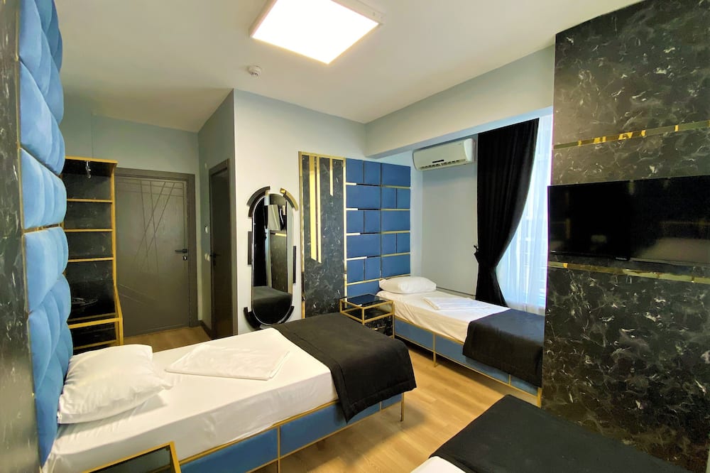 Orange Airport Hotel