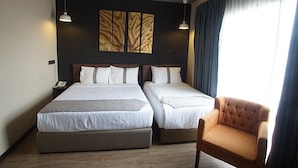 华丽三人房, 多张床 | 高档床上用品、熨斗/熨板、免费 WiFi、床单