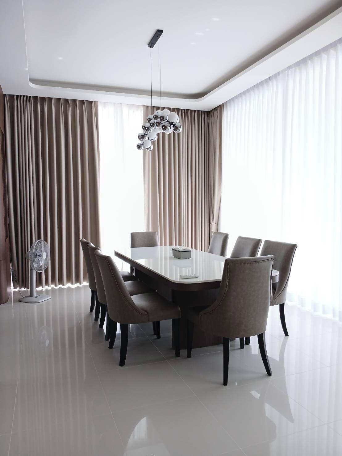 3 Bedroom Private Pool Villa  | Cuisine privée | Réfrigérateur grande capacité avec congélateur, four à micro-ondes