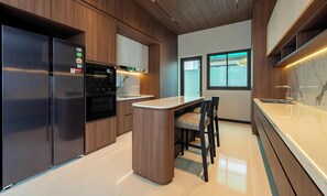 Private kitchen - The Regent Pool Villa Kamala (Kamala)