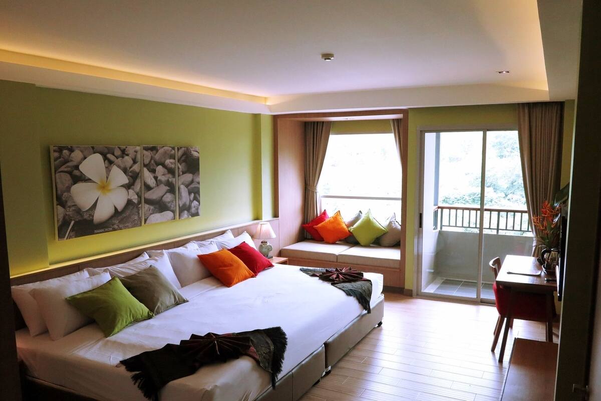 Cliff Wing Room | Ropa de cama de alta calidad, minibar, escritorio y cunas gratuitas