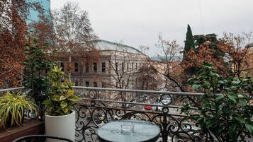 Chambre classique double, balcon | Terrasse/patio