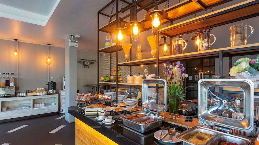 Maya Phuket Airport Hotel