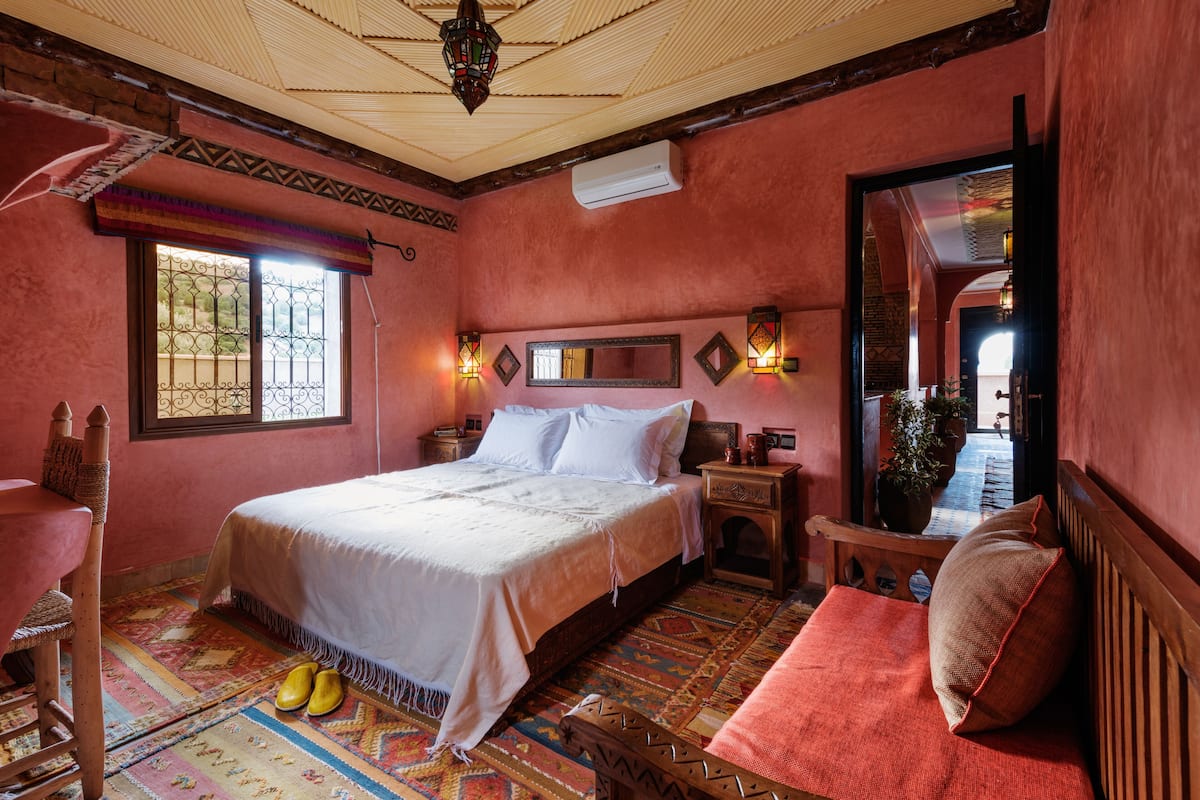 1 bedroom, premium bedding, in-room safe, desk