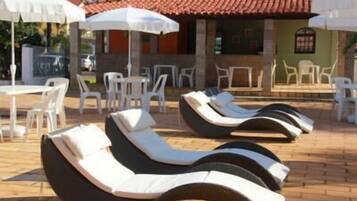 Sundeck