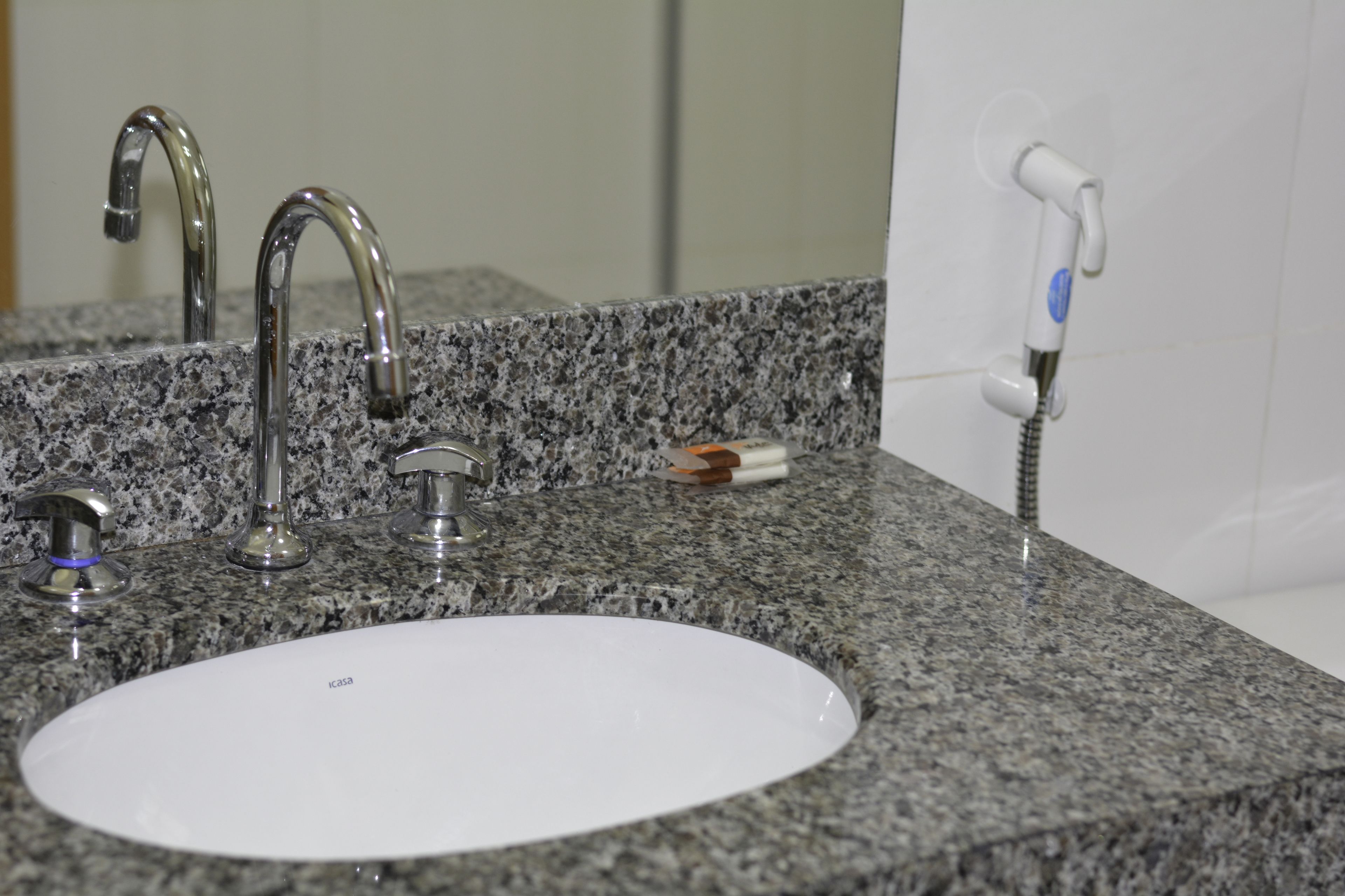 triple room | bathroom sink