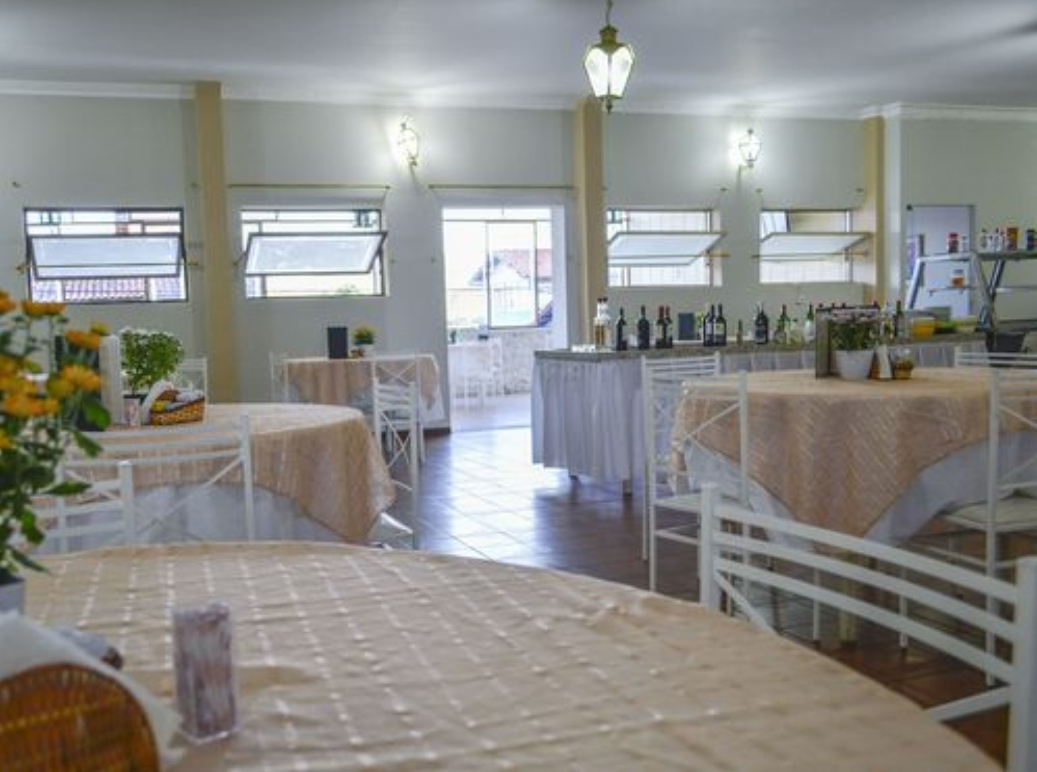 restaurant