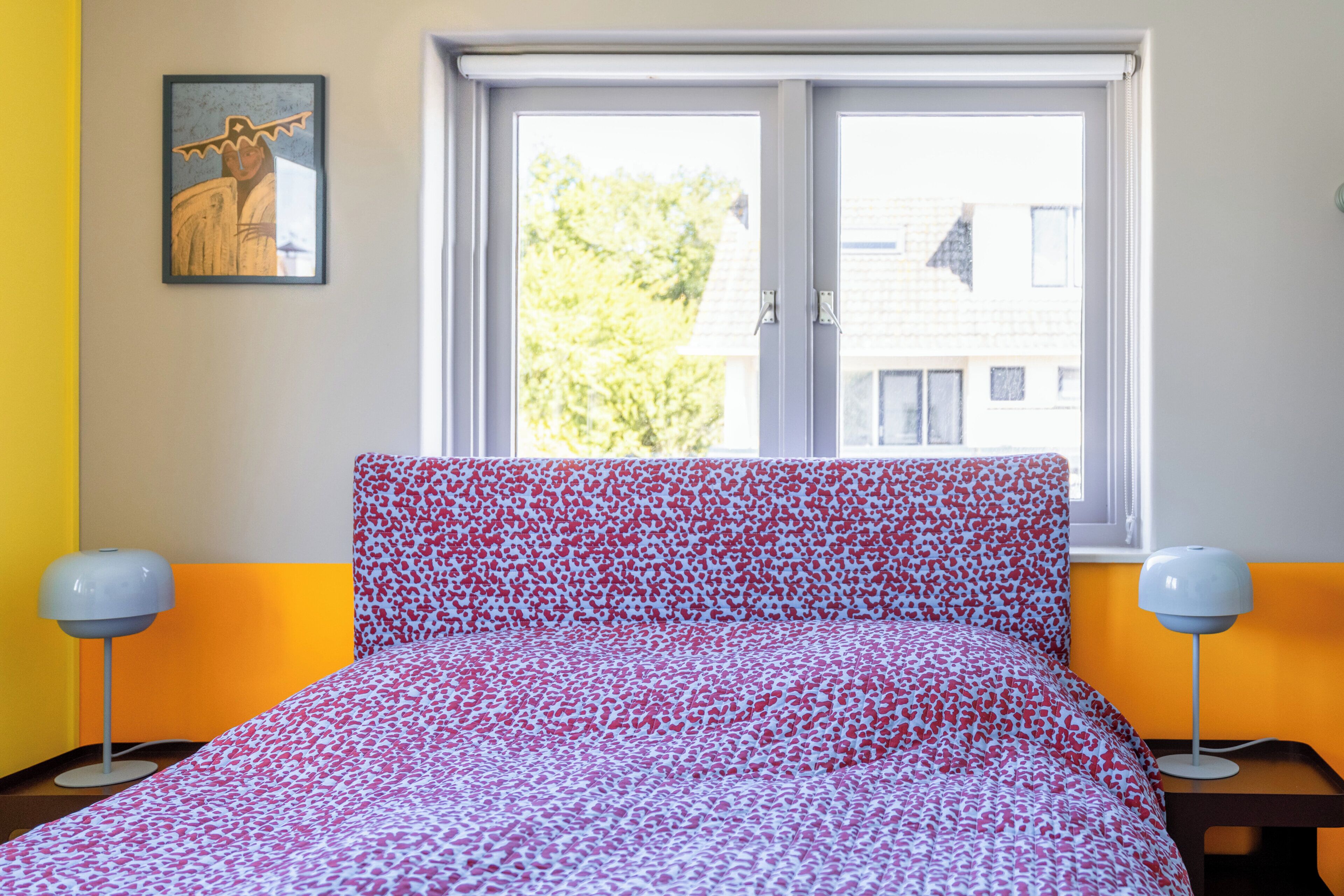 Hypo-allergenic bedding, in-room safe, free WiFi, bed sheets