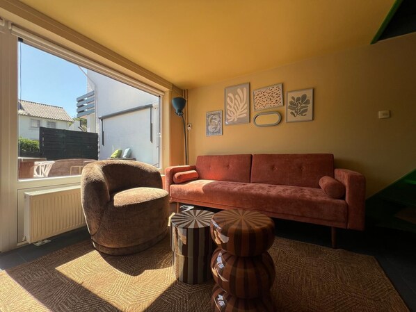Family Room, 2 Bedrooms | Living area | Flat-screen TV - Domburg4you (Domburg)