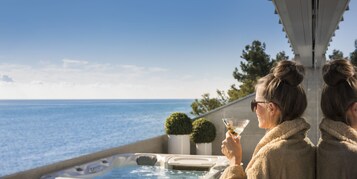 Suite de lujo, sauna, vistas al mar | Terraza o patio