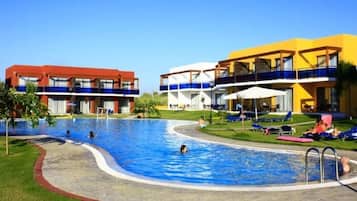 Indoor pool, 2 outdoor pools, pool umbrellas, sun loungers