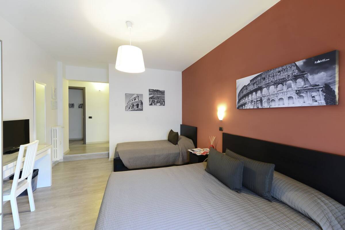 Double Room (Colosseo)