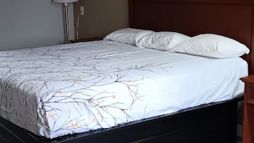 1 bedroom, desk, free WiFi, bed sheets