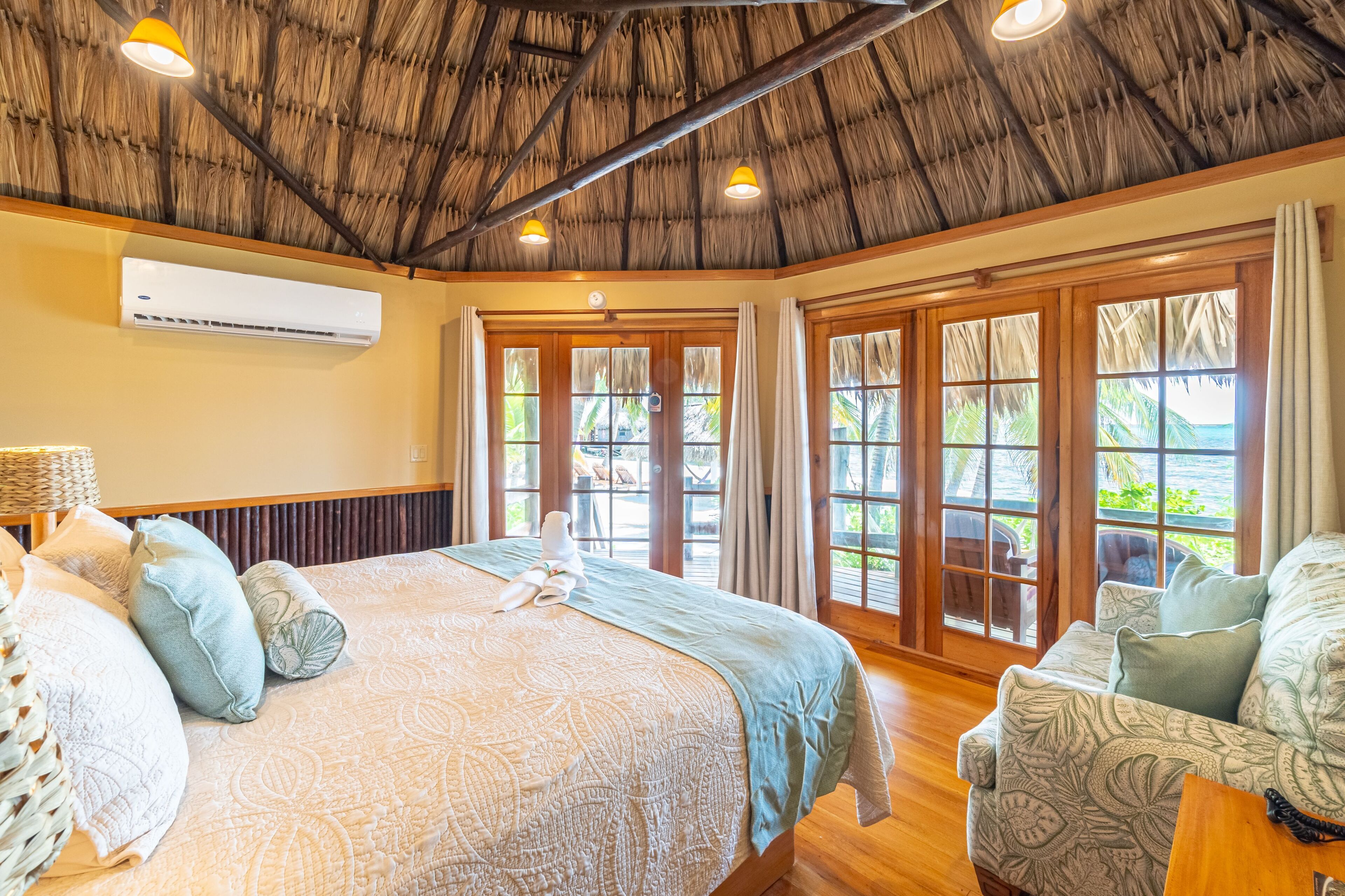 honeymoon cabana | 1 bedroom, in-room safe, iron/ironing board, free wifi