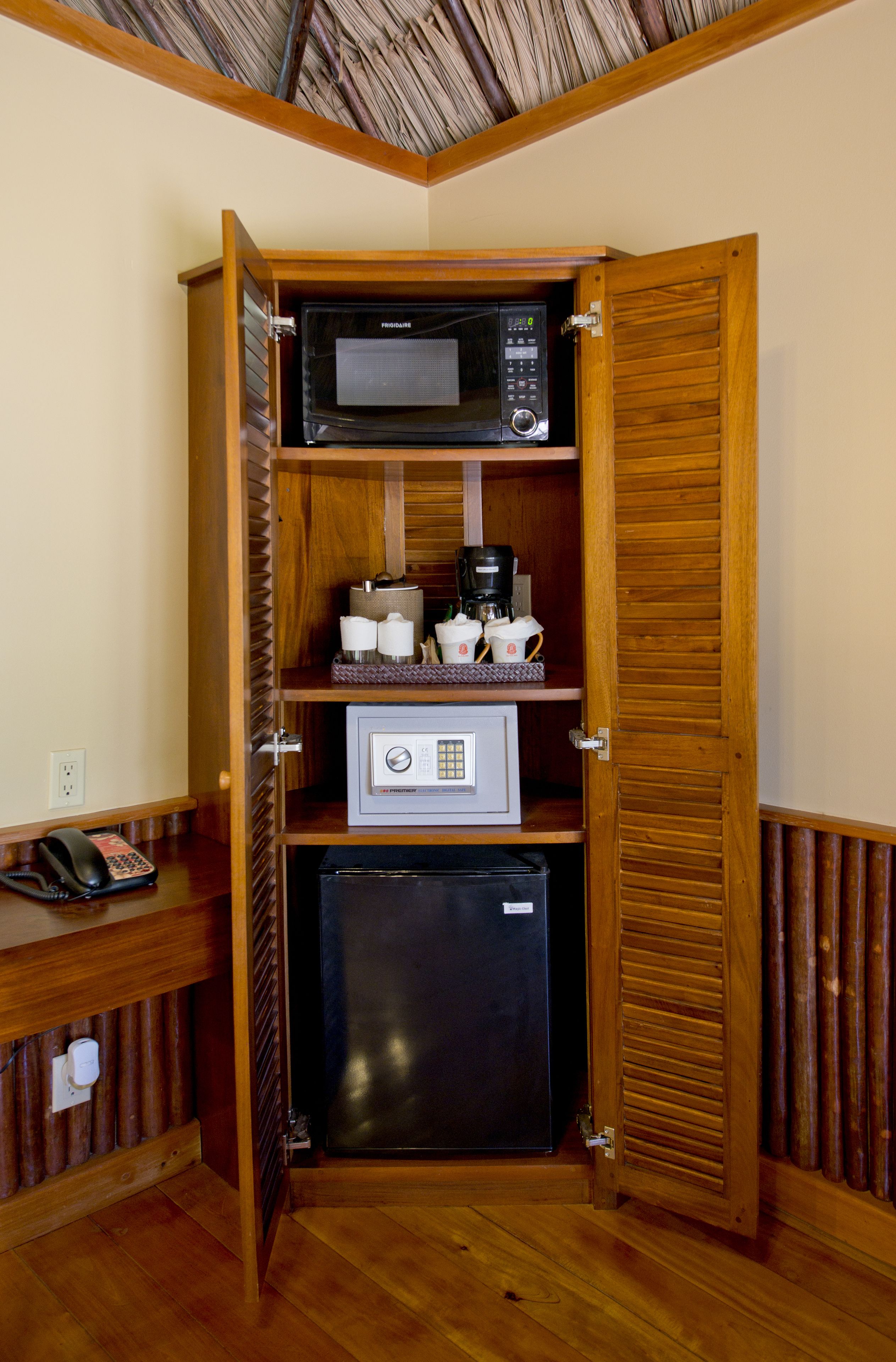 1 bedroom, in-room safe, iron/ironing board, free wifi