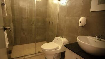 Shower, free toiletries, hair dryer, towels