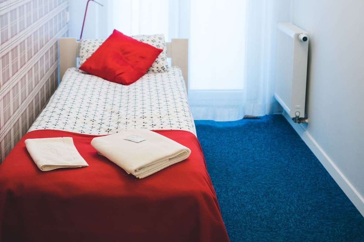 Chambre Simple, terrasse | Literie de qualité supérieure, fer et planche à repasser
