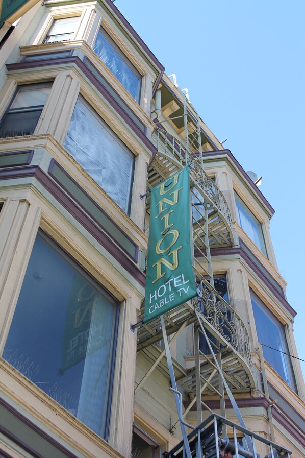 Front of property - Union Hotel (San Francisco)
