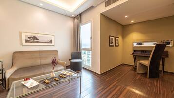 Ropa de cama de alta calidad y minibar