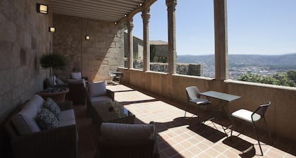 Parador Castillo De Monterrei