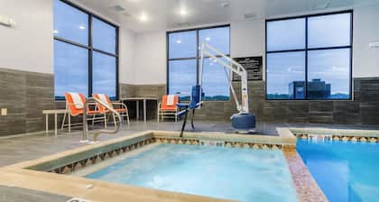 Hampton Inn Pratt