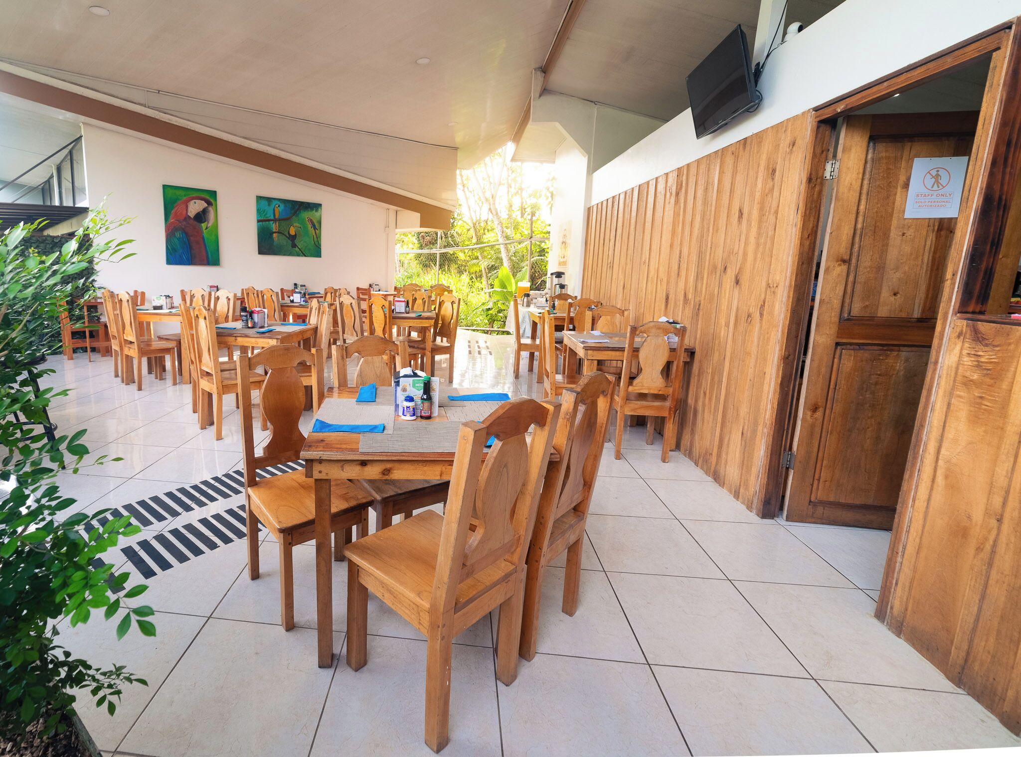 Breakfast area