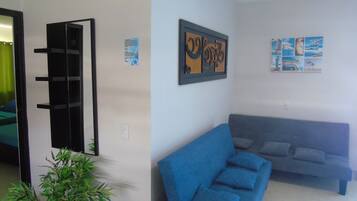 Studio | Coin salon dans le hall