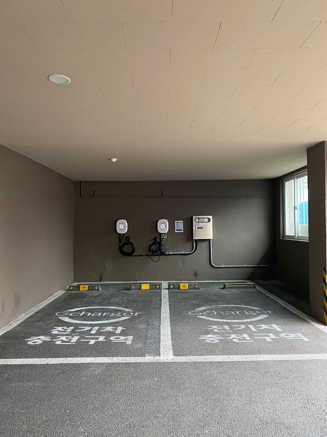 electric vehicle-charging station
