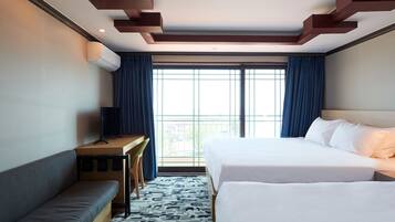 Deluxe Twin Room | Free WiFi, bed sheets