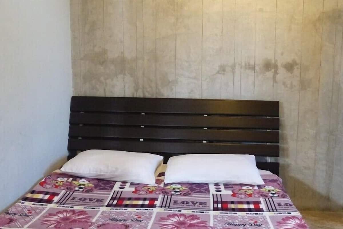 Standard Twin Room with A/C | Free WiFi