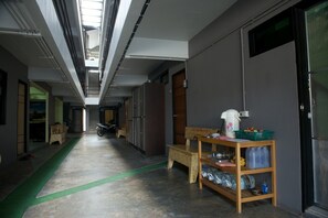 Lobby - 9 Hostel - Hostel (Chiang Mai)