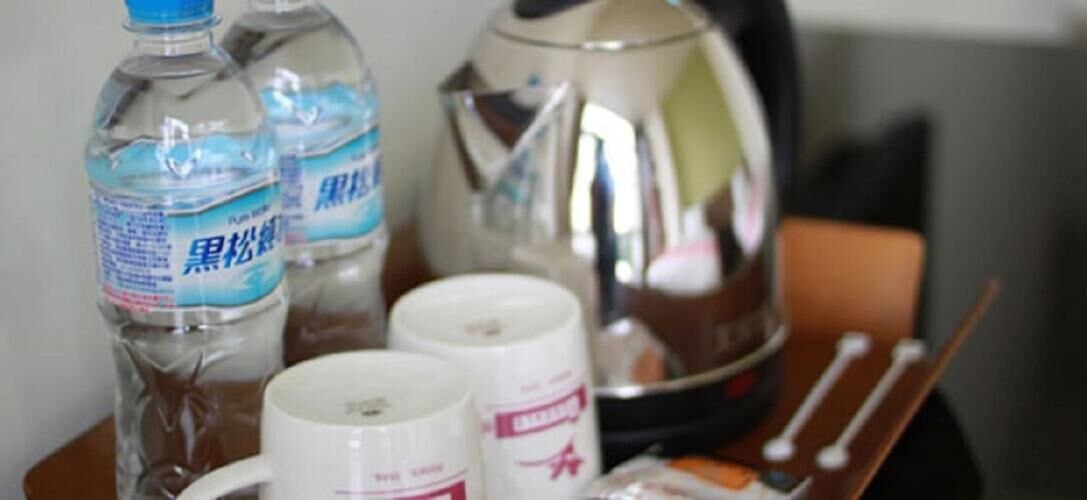 fridge, electric kettle