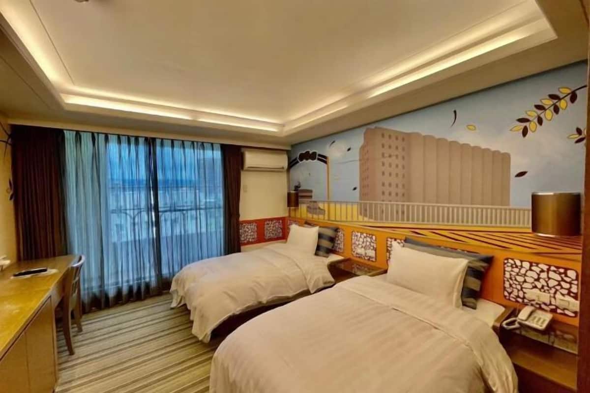 Egyptian cotton sheets, premium bedding, down duvets, pillow-top beds