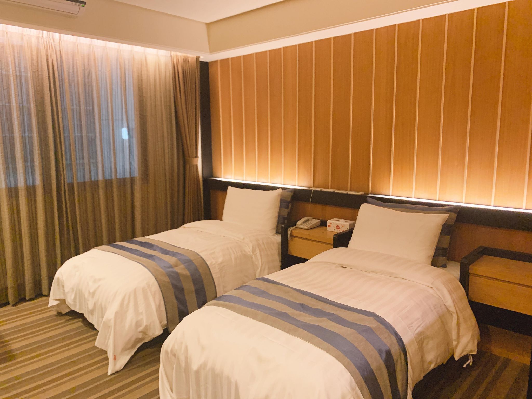 standard twin room, 2 single beds, non smoking | egyptian cotton sheets, premium bedding, down duvets, pillow-top beds