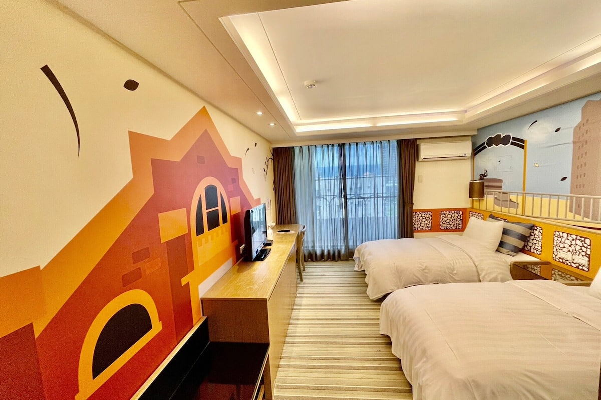 elite twin room, 2 single beds, non smoking, lanai | egyptian cotton sheets, premium bedding, down duvets, pillow-top beds