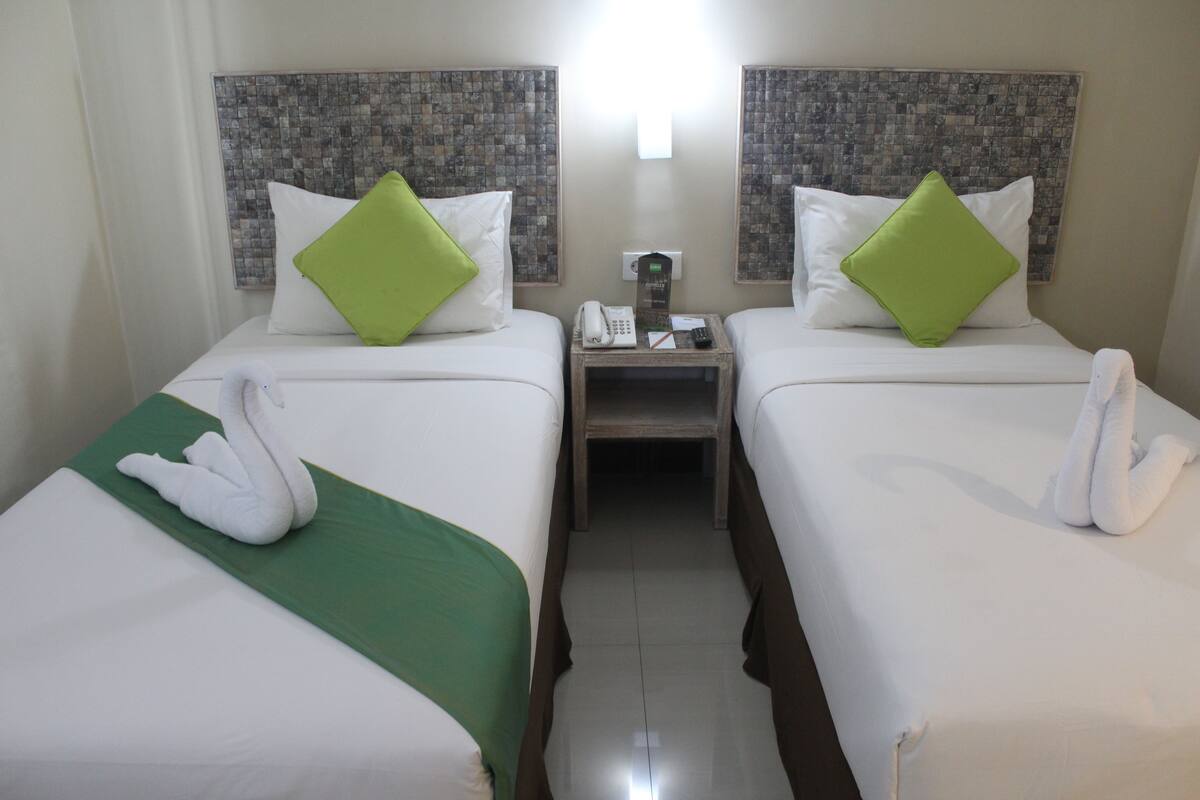 Superior Twin Room | 1 bedroom, premium bedding, pillowtop beds, in-room safe