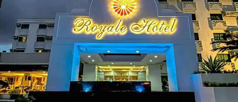 Fachada de la propiedad