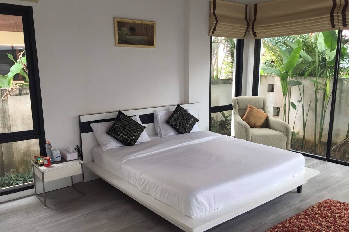 3 Bedroom Private villa with Pool | In-room safe, rollaway beds, free WiFi