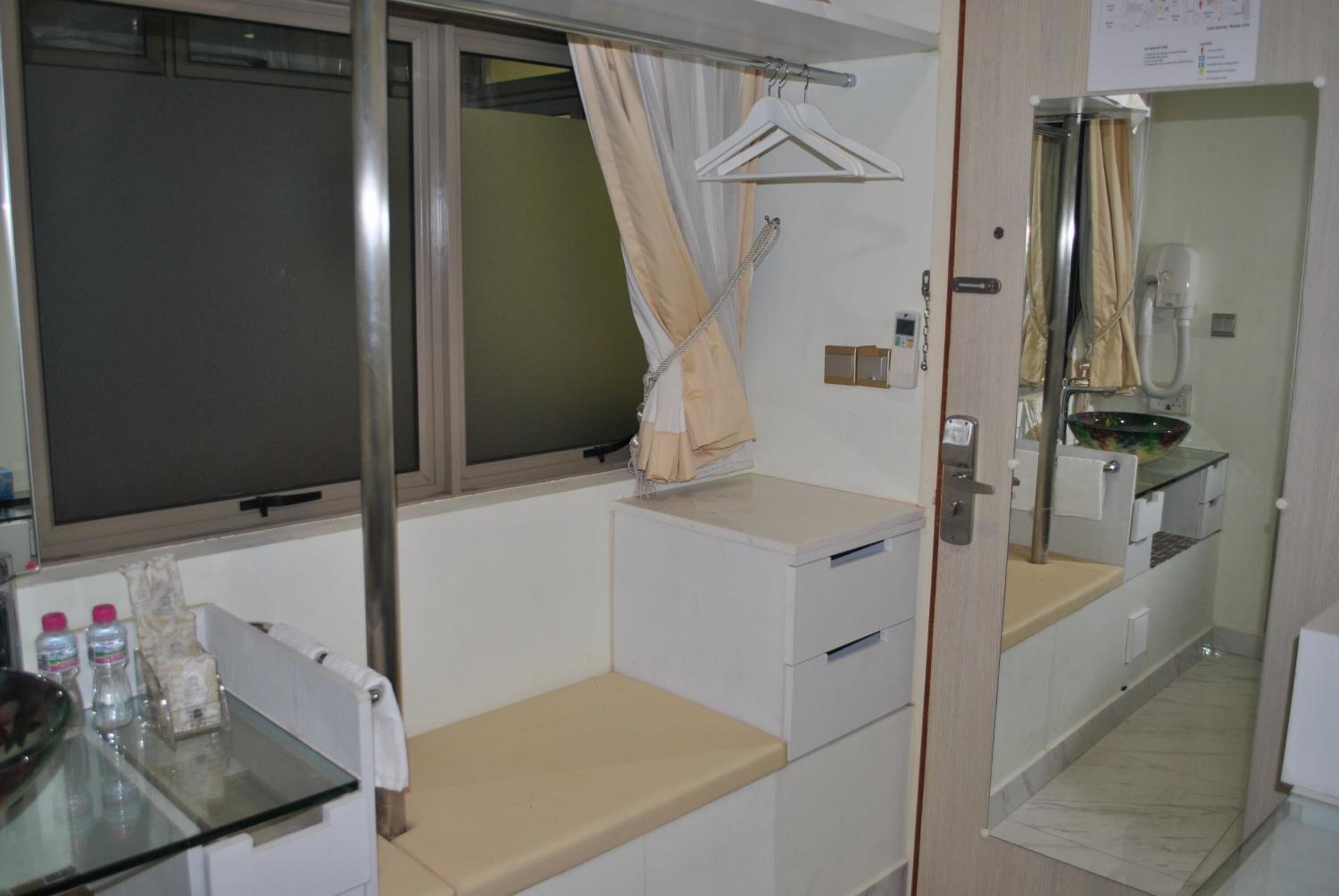 Photo - Jayleen Clarke Quay Hotel