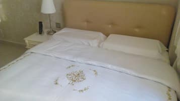In-room safe, desk, laptop workspace, iron/ironing board