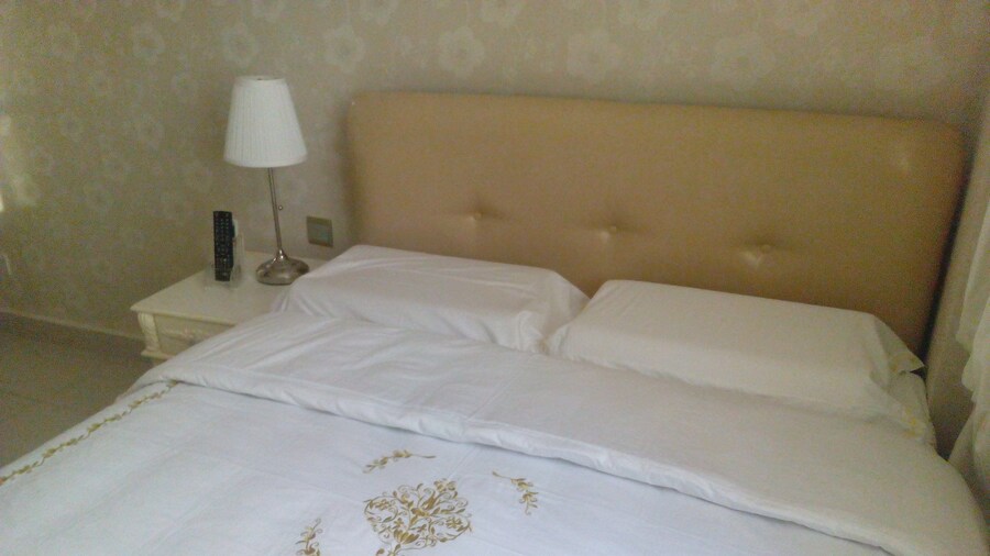 Jayleen Clarke Quay Hotel