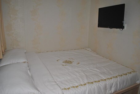 Jayleen Clarke Quay Hotel - Image 13