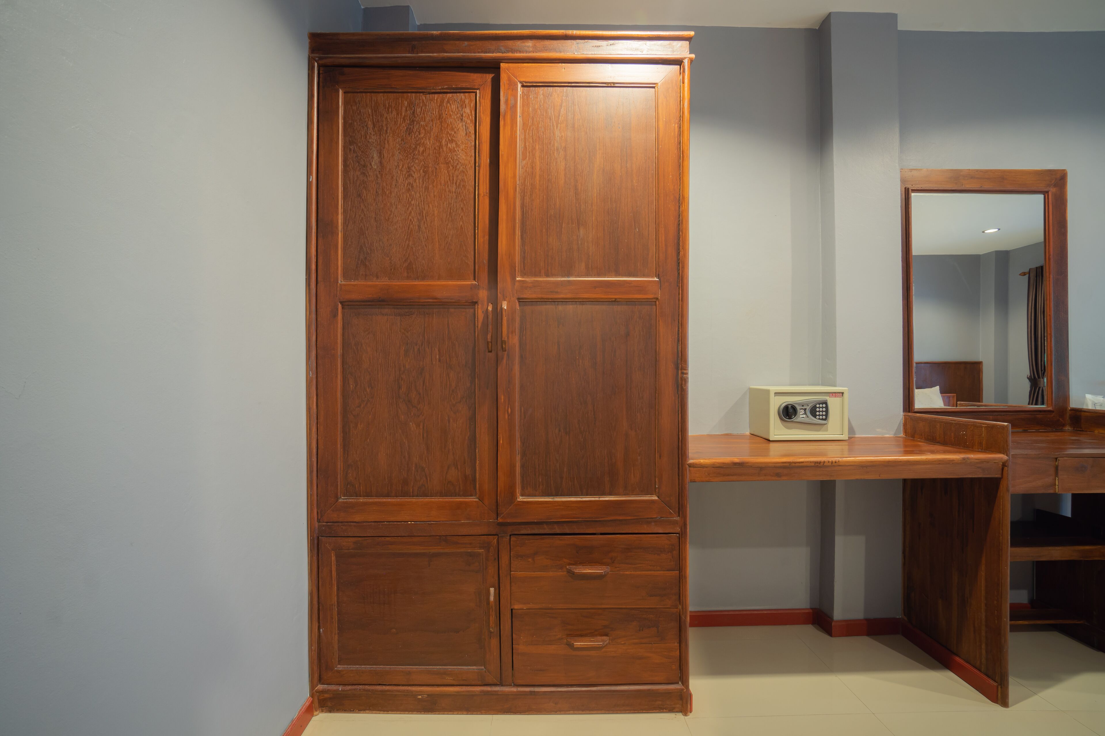 twin room, balcony | safe