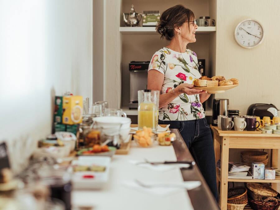 Free daily buffet breakfast