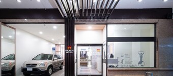 Peach Hotel