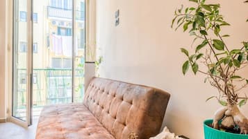 Minibar, in-room safe, desk, soundproofing