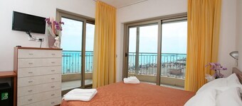 Hotel Adria Beach Club